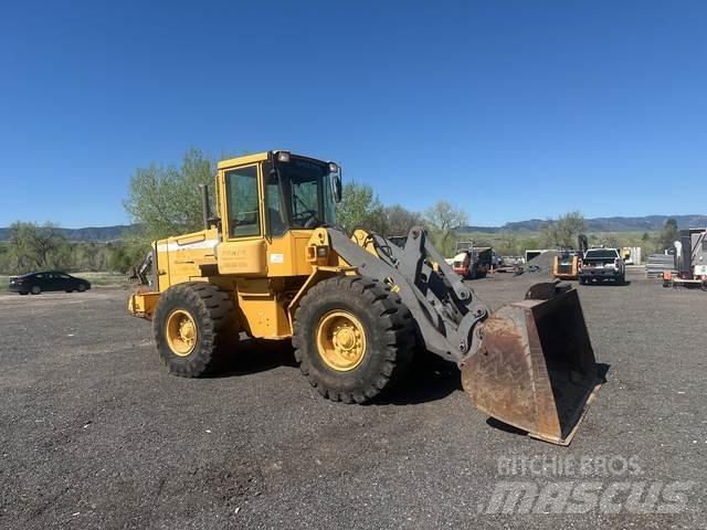 Volvo L70D  휠로우더