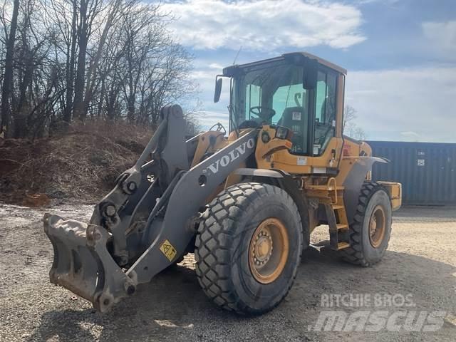 Volvo L90F  휠로우더