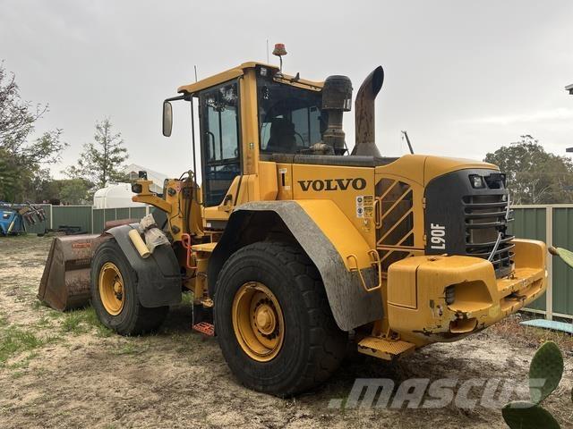 Volvo L90F  휠로우더