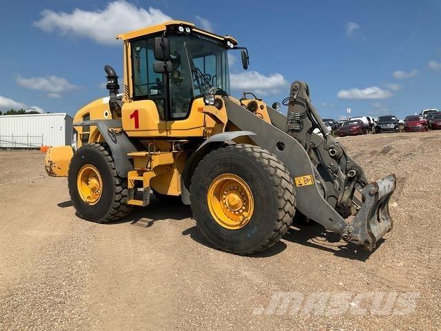 Volvo L90G  휠로우더