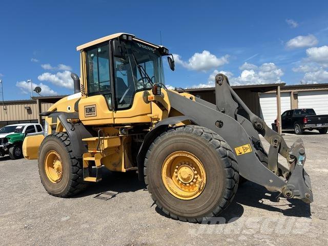 Volvo L90G  휠로우더