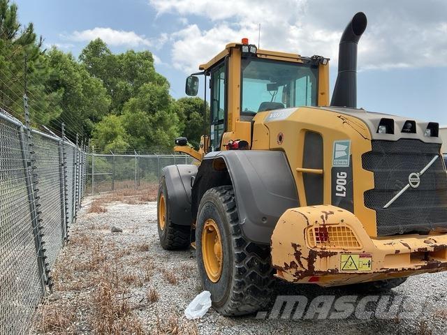 Volvo L90G  휠로우더