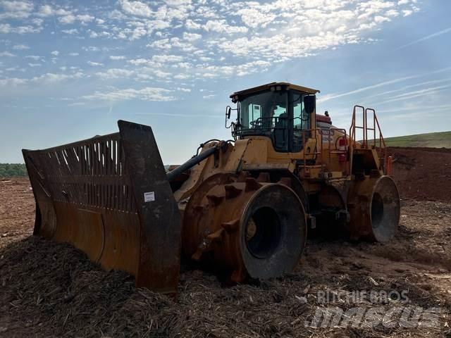 Volvo LC450H 토양 다짐기