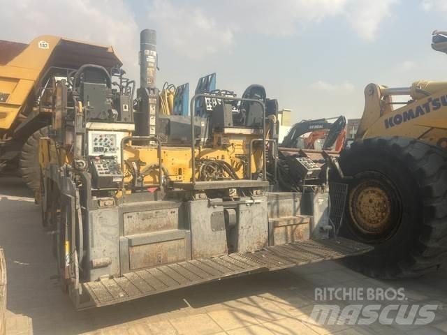 Volvo PF6170 아스팔트 포장장비