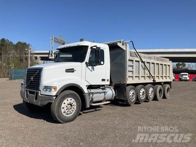 Volvo VHD 덤프 트럭