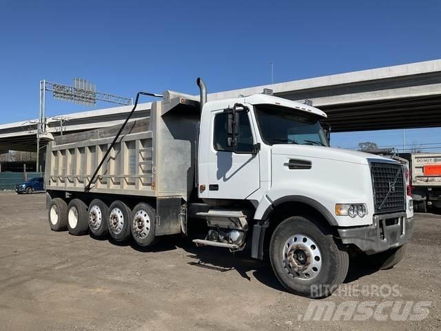 Volvo VHD 덤프 트럭