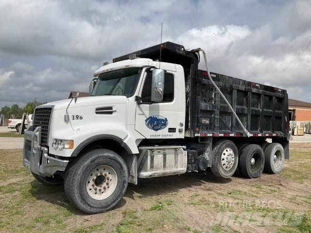 Volvo VHD 덤프 트럭