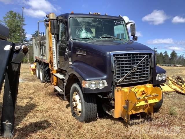 Volvo VHD 덤프 트럭