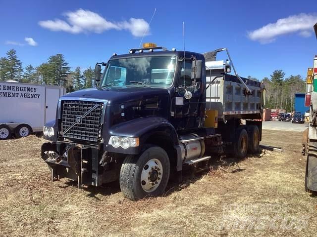 Volvo VHD 덤프 트럭