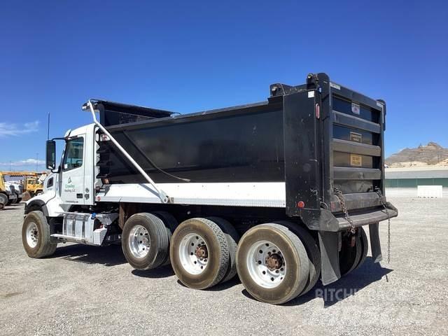 Volvo VHD 덤프 트럭