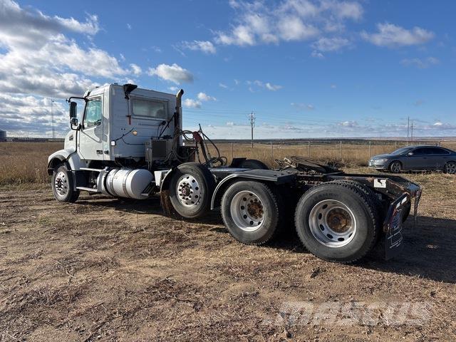 Volvo VHD 트랙터 유닛