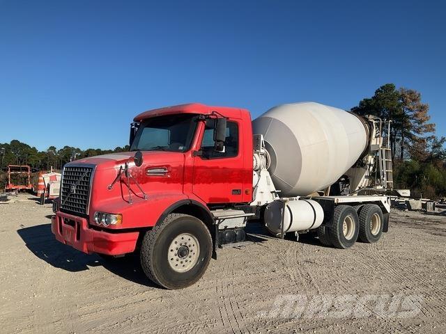 Volvo VHD 기타 트럭