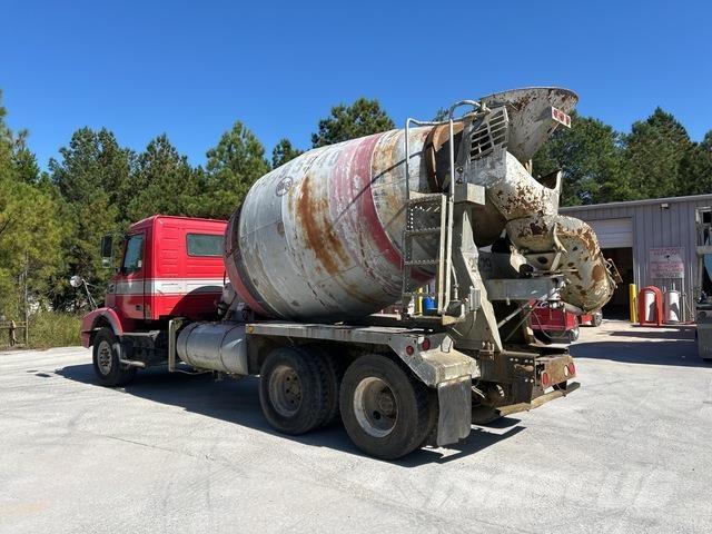 Volvo VHD64B 기타 트럭