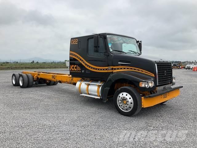 Volvo VHD64F 캐빈 및 인테리어