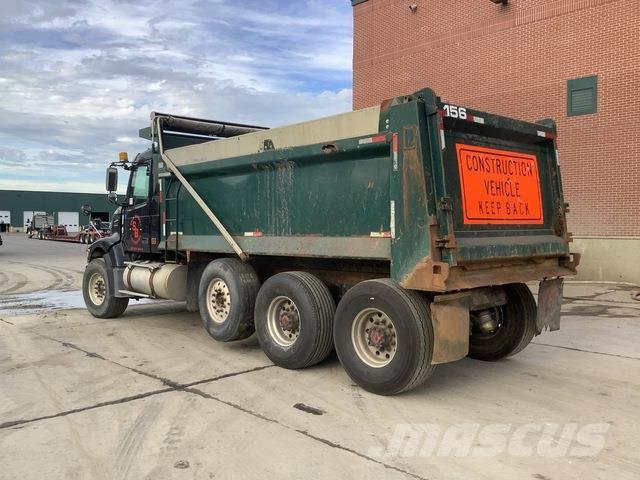 Volvo VHD84F 덤프 트럭