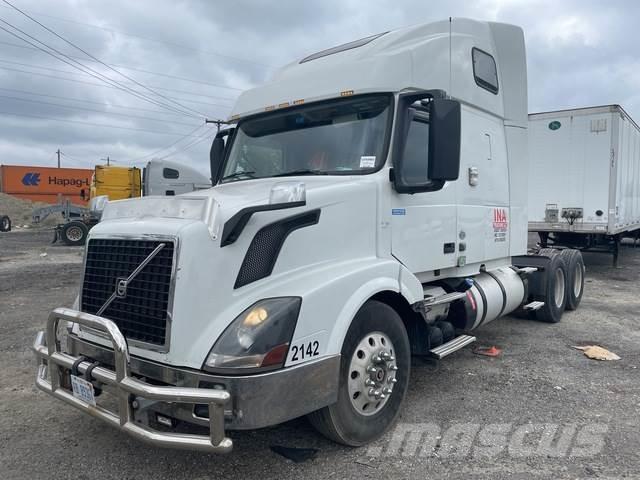 Volvo VLN670 트랙터 유닛