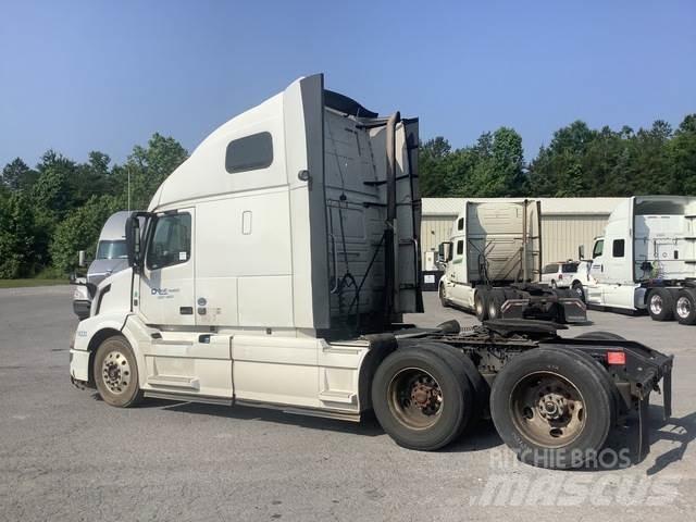 Volvo VNL 트랙터 유닛