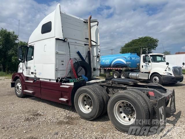 Volvo VNL 트랙터 유닛