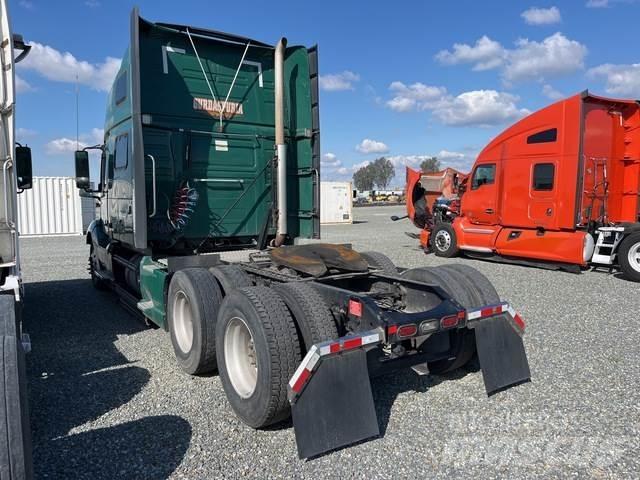 Volvo VNL 트랙터 유닛