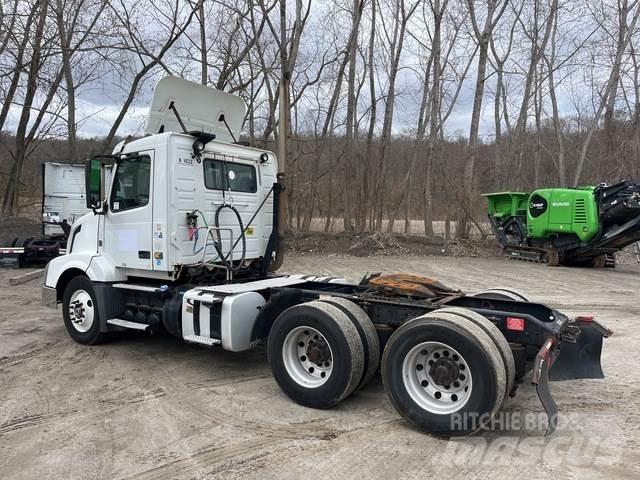 Volvo VNL 트랙터 유닛