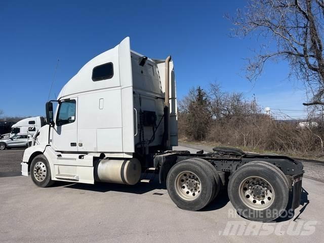 Volvo VNL 트랙터 유닛