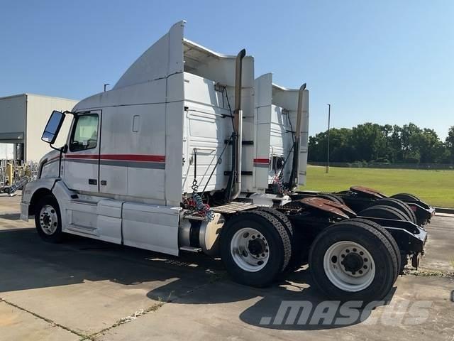 Volvo VNL 트랙터 유닛