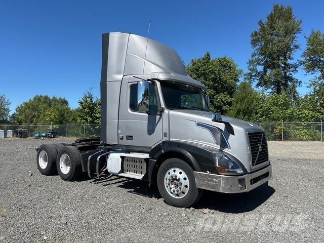 Volvo VNL 트랙터 유닛