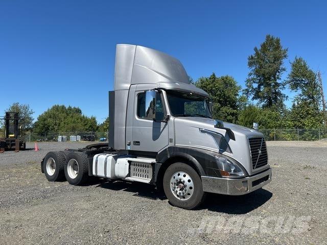Volvo VNL 트랙터 유닛