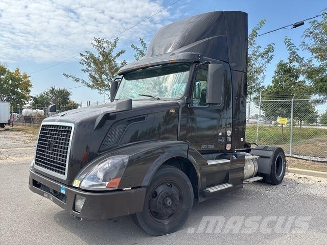 Volvo VNL 트랙터 유닛