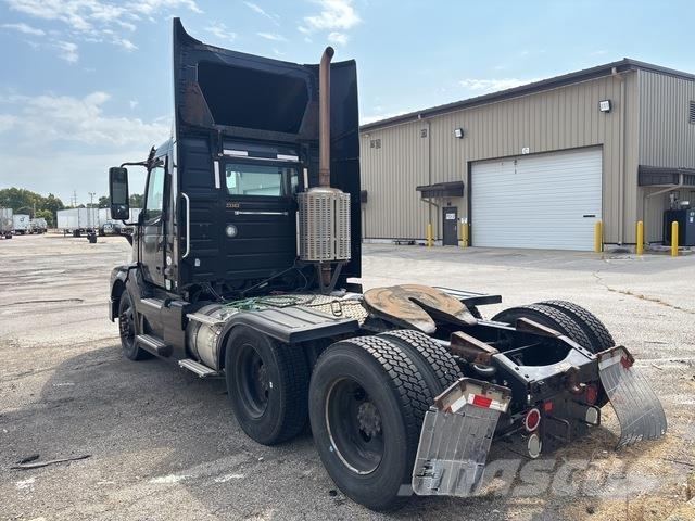 Volvo VNL 트랙터 유닛
