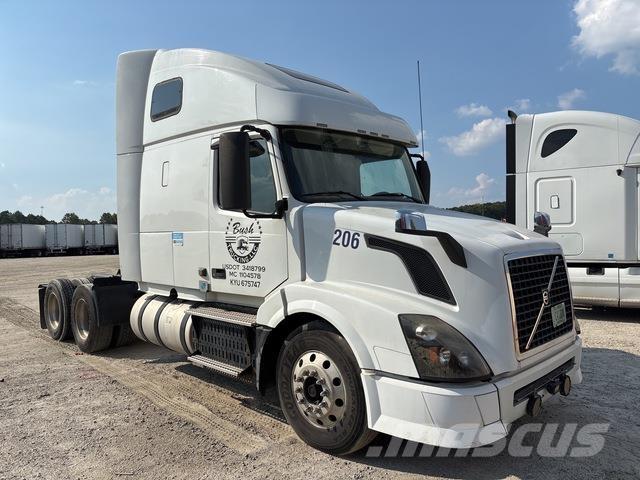 Volvo VNL 트랙터 유닛