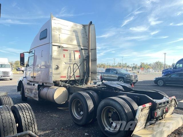 Volvo VNL 트랙터 유닛