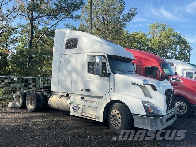 Volvo VNL 트랙터 유닛