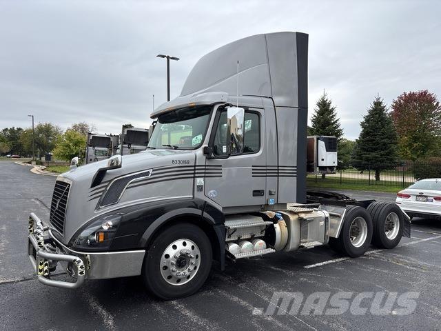 Volvo VNL 트랙터 유닛