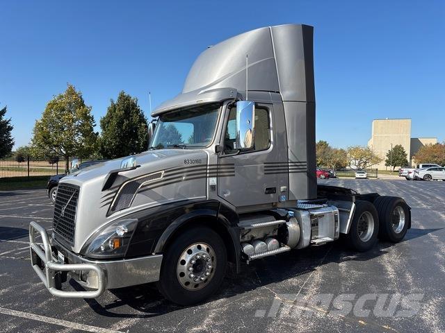 Volvo VNL 트랙터 유닛