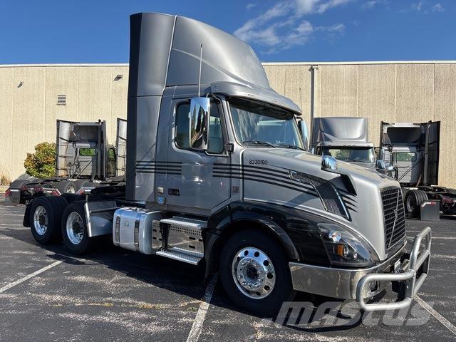 Volvo VNL 트랙터 유닛