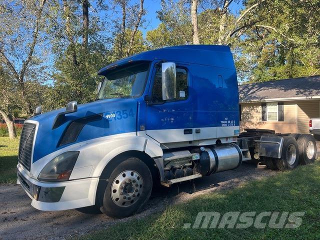 Volvo VNL 트랙터 유닛