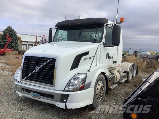 Volvo VNL 트랙터 유닛