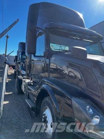 Volvo VNL 트랙터 유닛