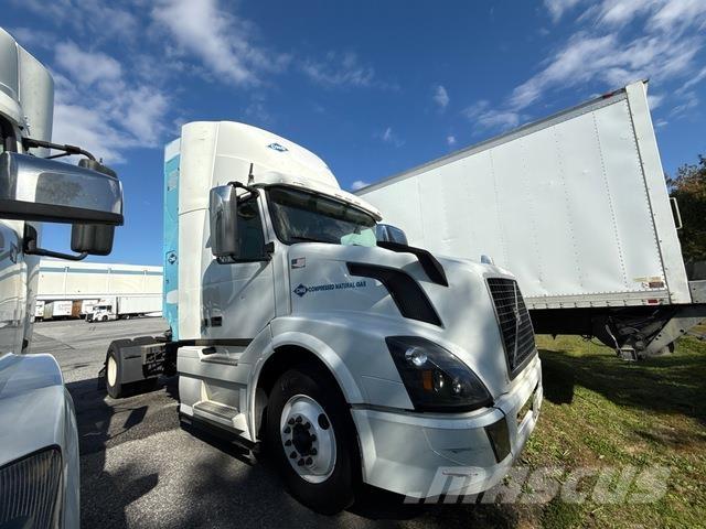 Volvo VNL 트랙터 유닛