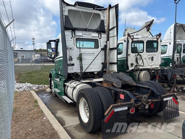 Volvo VNL42T 트랙터 유닛