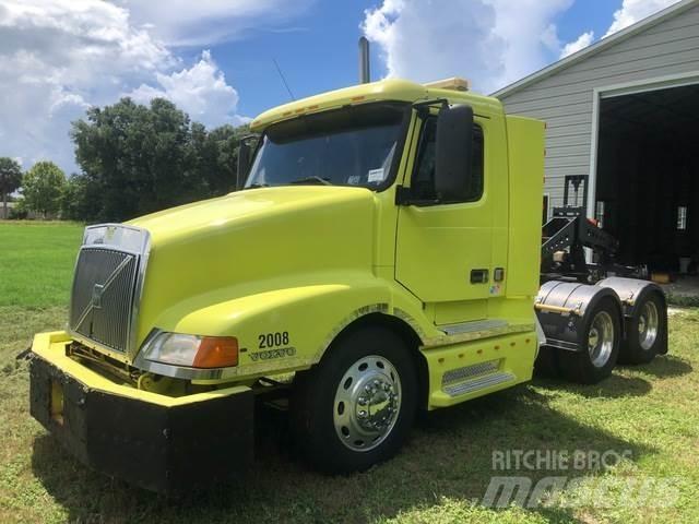Volvo VNL64T 트랙터 유닛