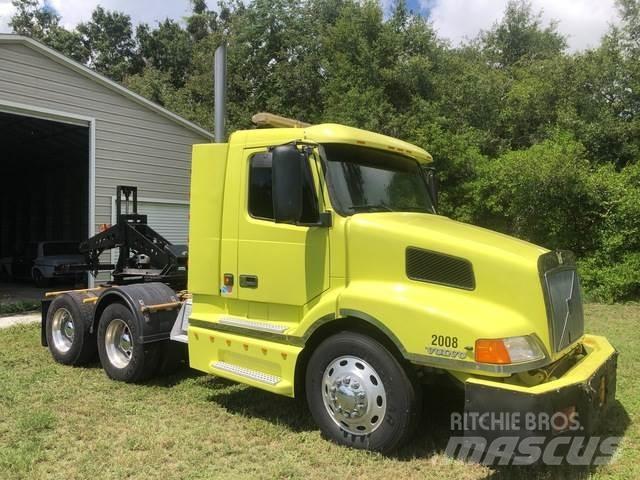 Volvo VNL64T 트랙터 유닛