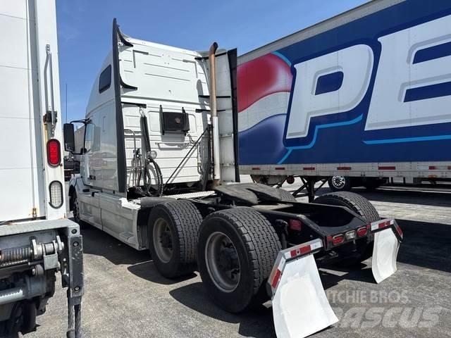 Volvo VNL64T 트랙터 유닛