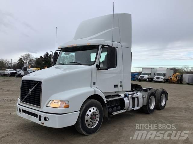 Volvo VNM 트랙터 유닛