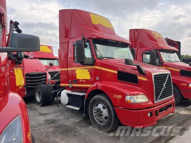Volvo VNM 트랙터 유닛