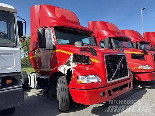 Volvo VNM 트랙터 유닛