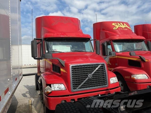 Volvo VNM 트랙터 유닛