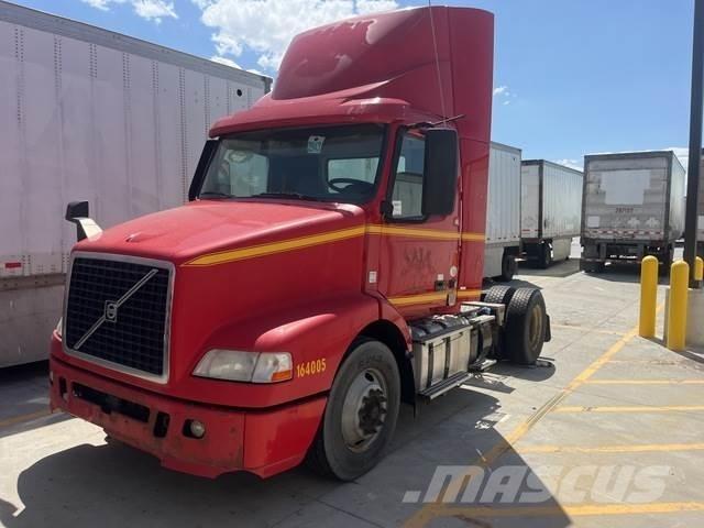 Volvo VNM 트랙터 유닛