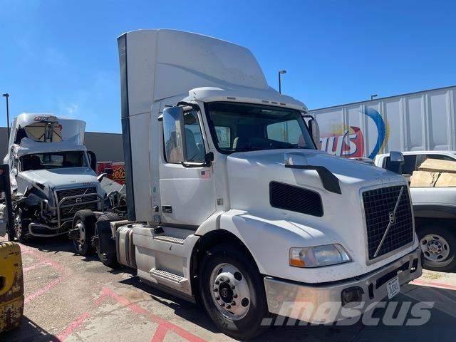 Volvo VNM 트랙터 유닛